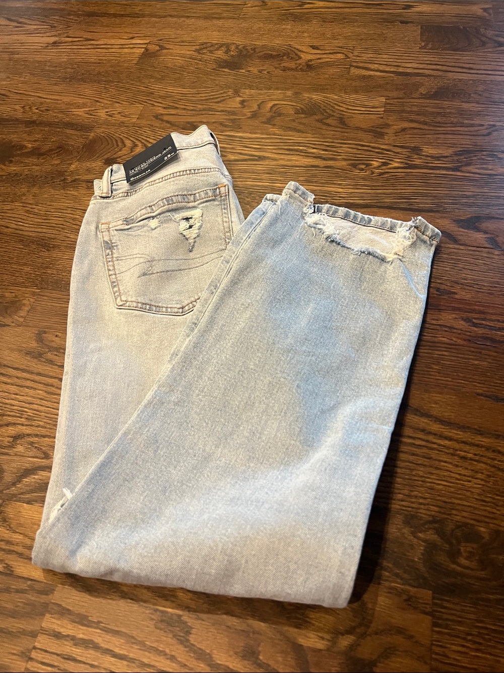 American Eagle Low Rise Strigid jeans Size 0 NWT